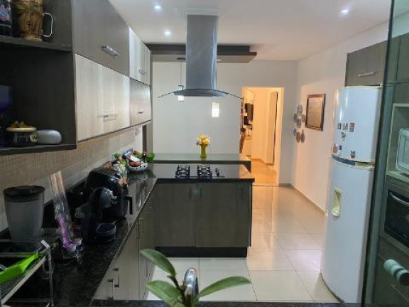 Imagem Casa com 4 Quartos à Venda, 185 m² em Vila Nely - Itaquaquecetuba