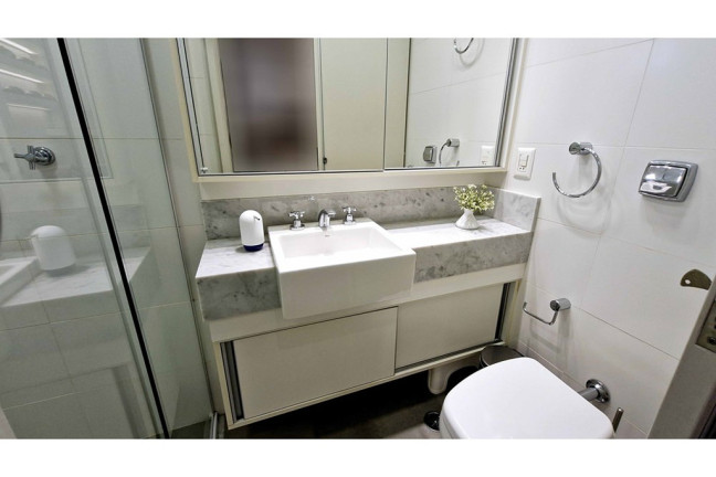 Imagem Apartamento com 3 Quartos à Venda, 130 m² em Itaim Bibi - São Paulo Imagem Apartamento com 3 Quartos à Venda, 130 m² em Itaim Bibi - São Paulo