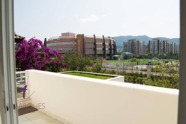 Imagem Casa com 6 Quartos à Venda, 824 m² em Barra Da Tijuca - Rio De Janeiro Imagem Casa com 6 Quartos à Venda, 824 m² em Barra Da Tijuca - Rio De Janeiro