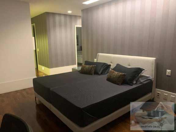 Imagem Apartamento com 3 Quartos à Venda, 227 m² em Lagoa - Rio De Janeiro Imagem Apartamento com 3 Quartos à Venda, 227 m² em Lagoa - Rio De Janeiro