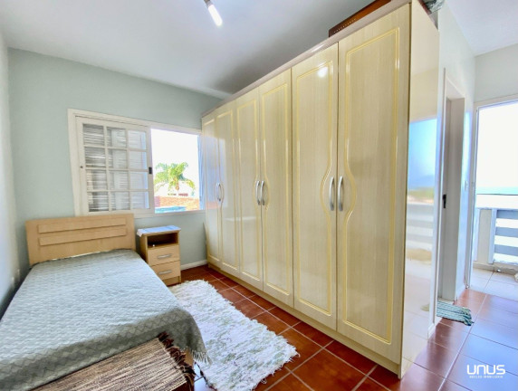 Imagem Casa com 5 Quartos à Venda, 420 m² em Coqueiros - Florianópolis