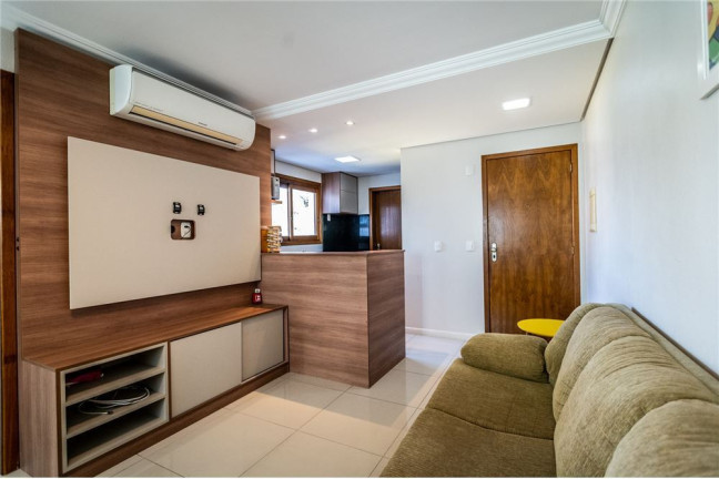Imagem Apartamento com 1 Quarto à Venda, 58 m² em Sarandi - Porto Alegre Imagem Apartamento com 1 Quarto à Venda, 58 m² em Sarandi - Porto Alegre