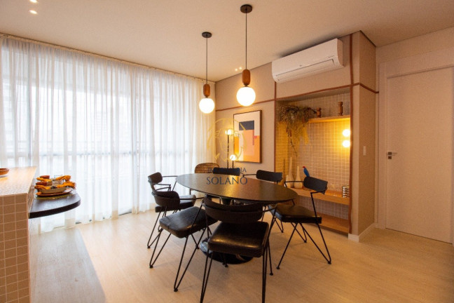 Imagem Apartamento com 3 Quartos à Venda, 201 m² em Centro - Curitiba