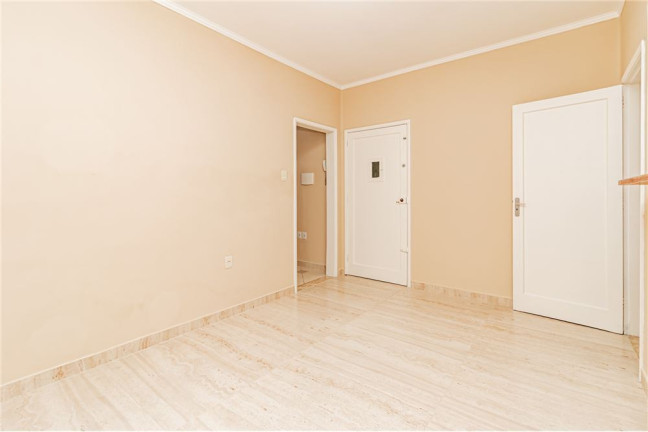 Imagem Imóvel com 1 Quarto à Venda, em Bom Fim - Porto Alegre Imagem Imóvel com 1 Quarto à Venda, em Bom Fim - Porto Alegre