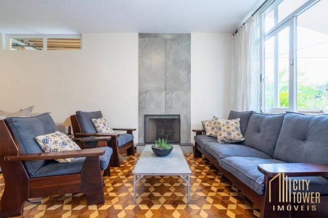 Imagem Casa com 4 Quartos à Venda, 375 m² em Moema - São Paulo Imagem Casa com 4 Quartos à Venda, 375 m² em Moema - São Paulo