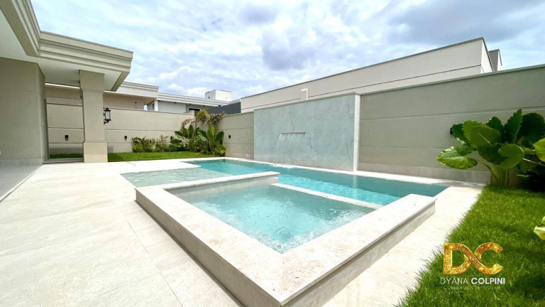 Imagem Casa de Condomínio com 4 Quartos à Venda, 393 m² em Condomínio Florais Itália - Cuiabá Imagem Casa de Condomínio com 4 Quartos à Venda, 393 m² em Condomínio Florais Itália - Cuiabá