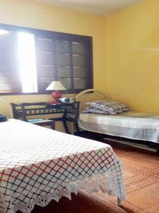 Imagem Casa com 4 Quartos à Venda, 199 m² em Parque Da Matriz - Cachoeirinha Imagem Casa com 4 Quartos à Venda, 199 m² em Parque Da Matriz - Cachoeirinha