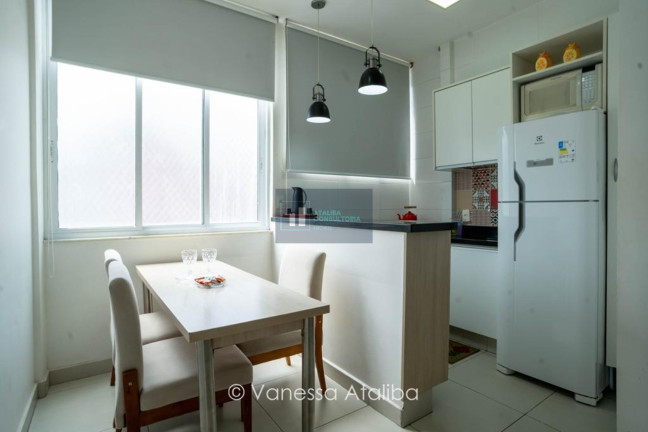 Imagem Imóvel com 1 Quarto à Venda, 46 m² em Ipanema - Rio De Janeiro Imagem Imóvel com 1 Quarto à Venda, 46 m² em Ipanema - Rio De Janeiro