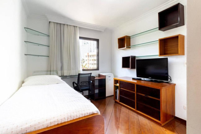 Imagem Imóvel com 3 Quartos à Venda, em Vila Mariana - São Paulo Imagem Imóvel com 3 Quartos à Venda, em Vila Mariana - São Paulo