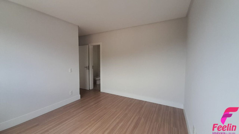 Imagem Apartamento com 3 Quartos à Venda, 123 m² em Agronômica - Florianópolis Imagem Apartamento com 3 Quartos à Venda, 123 m² em Agronômica - Florianópolis