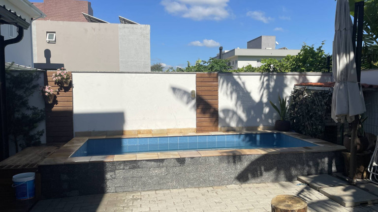 Imagem Casa com 3 Quartos à Venda, 215 m² em Cachoeira Do Bom Jesus - Florianópolis Imagem Casa com 3 Quartos à Venda, 215 m² em Cachoeira Do Bom Jesus - Florianópolis