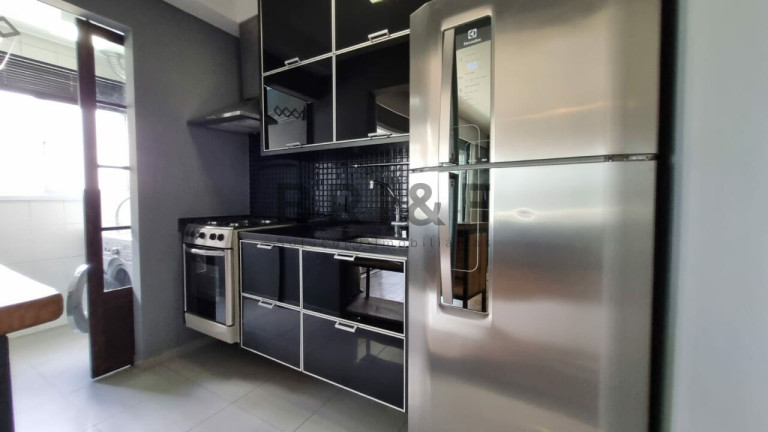 Imagem Apartamento com 1 Quarto à Venda ou Locação, 64 m² em Santo Amaro - São Paulo