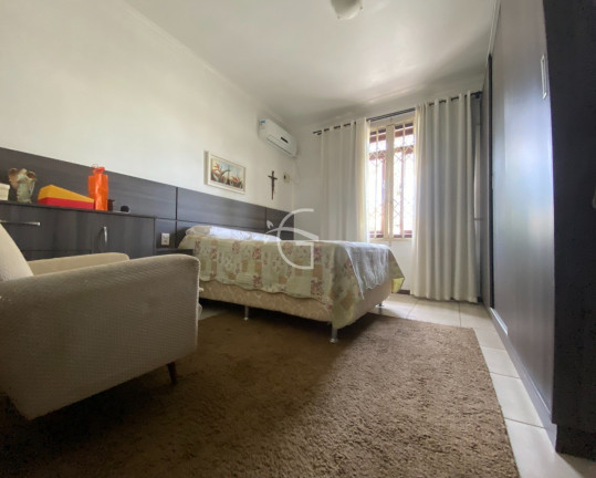 Imagem Casa com 5 Quartos à Venda, 196 m² em Anita Garibaldi - Joinville