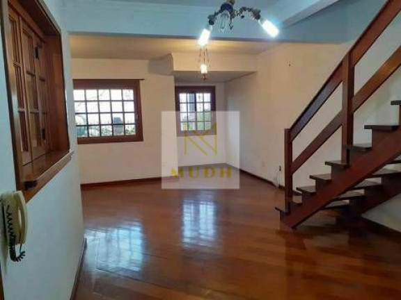 Imagem Casa com 3 Quartos à Venda, 264 m² em Ipanema - Porto Alegre Imagem Casa com 3 Quartos à Venda, 264 m² em Ipanema - Porto Alegre