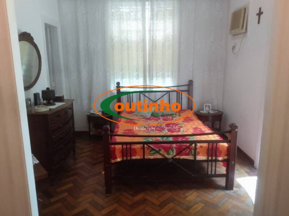 Imagem Casa com 4 Quartos à Venda, 226 m² em Tijuca - Rio De Janeiro Imagem Casa com 4 Quartos à Venda, 226 m² em Tijuca - Rio De Janeiro