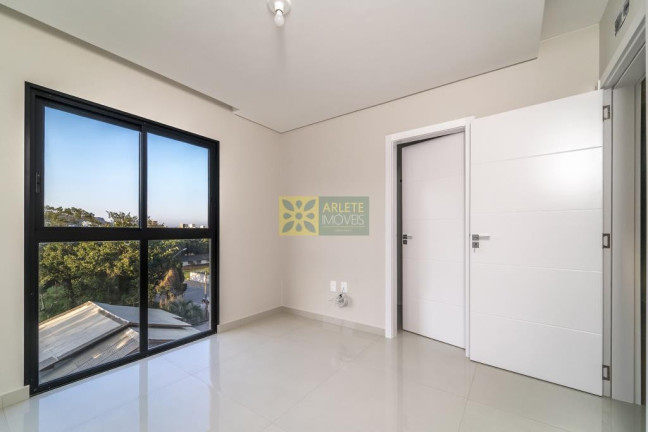 Imagem Cobertura com 3 Quartos à Venda, 151 m² em Mariscal - Bombinhas Imagem Cobertura com 3 Quartos à Venda, 151 m² em Mariscal - Bombinhas