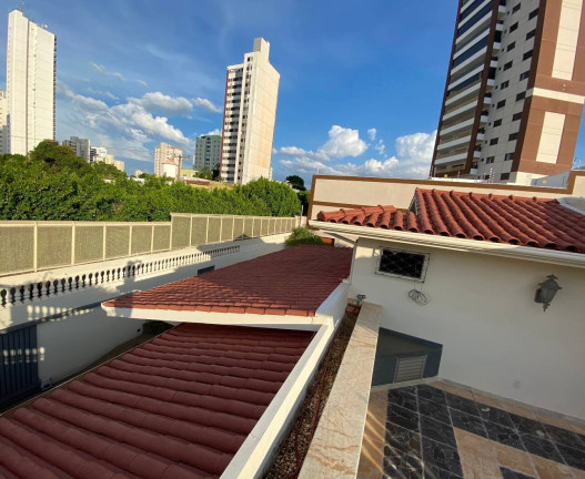 Imagem Sobrado com 5 Quartos para Alugar, 700 m² em Quilombo - Cuiabá Imagem Sobrado com 5 Quartos para Alugar, 700 m² em Quilombo - Cuiabá