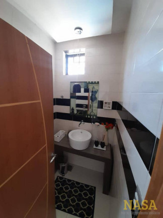 Imagem Casa com 4 Quartos à Venda, em Jd California - Cuiabá Imagem Casa com 4 Quartos à Venda, em Jd California - Cuiabá
