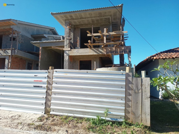 Imagem Casa com 3 Quartos à Venda, em Lagoa Da Conceição - Florianópolis Imagem Casa com 3 Quartos à Venda, em Lagoa Da Conceição - Florianópolis