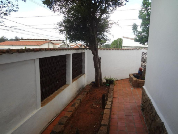 Imagem Casa com 3 Quartos à Venda, 250 m² em Taquaral - Campinas Imagem Casa com 3 Quartos à Venda, 250 m² em Taquaral - Campinas