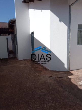 Imagem Casa com 2 Quartos à Venda, 64 m² em Jardim Universal - Araraquara Imagem Casa com 2 Quartos à Venda, 64 m² em Jardim Universal - Araraquara