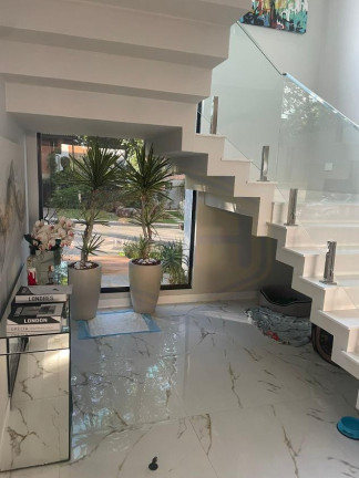 Imagem Casa de Condomínio com 4 Quartos à Venda, 330 m² em Alphaville - Santana De Parnaíba Imagem Casa de Condomínio com 4 Quartos à Venda, 330 m² em Alphaville - Santana De Parnaíba
