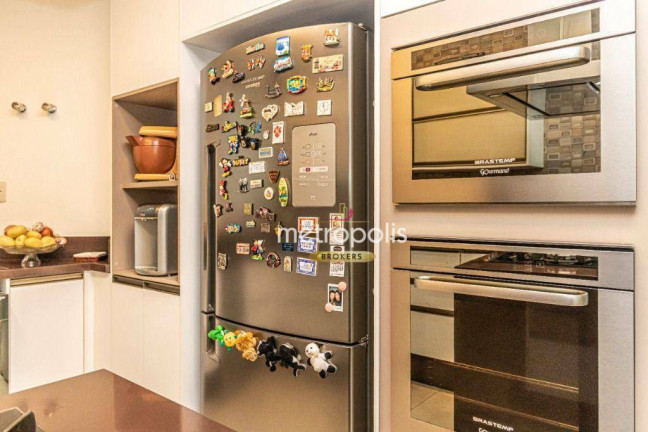 Imagem Sobrado com 4 Quartos à Venda, 354 m² em Santo Antônio - São Caetano Do Sul