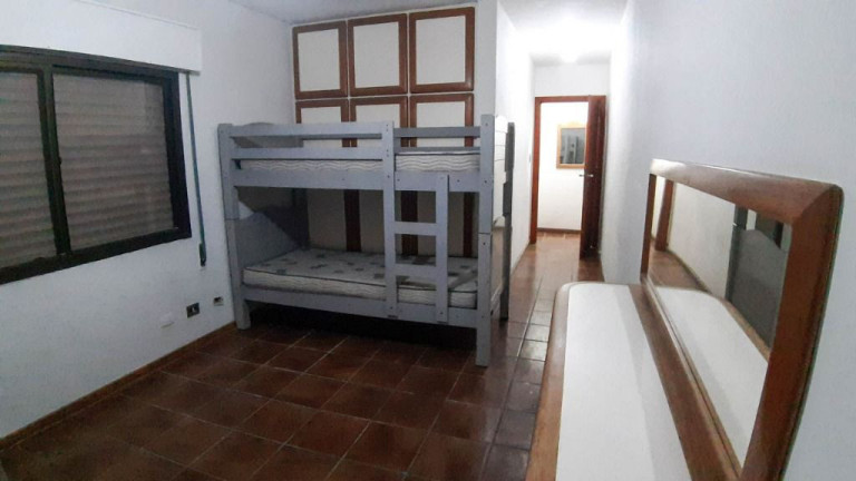 Imagem Apartamento com 3 Quartos à Venda ou Locação, 190 m² em Pitangueiras - Guarujá Imagem Apartamento com 3 Quartos à Venda ou Locação, 190 m² em Pitangueiras - Guarujá