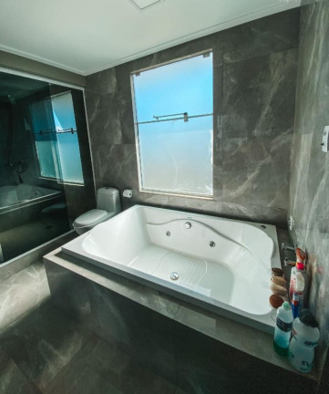 Imagem Sobrado com 4 Quartos à Venda, 648 m² em Itacolomi - Balneário Piçarras Imagem Sobrado com 4 Quartos à Venda, 648 m² em Itacolomi - Balneário Piçarras