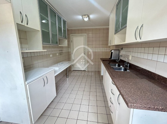 Imagem Casa de Condomínio com 3 Quartos à Venda, 269 m² em Campo Belo - São Paulo