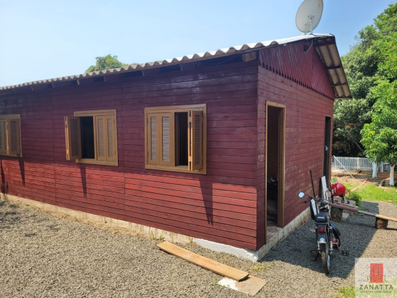 Imagem Casa com 3 Quartos à Venda, em Três Marias - Esteio Imagem Casa com 3 Quartos à Venda, em Três Marias - Esteio