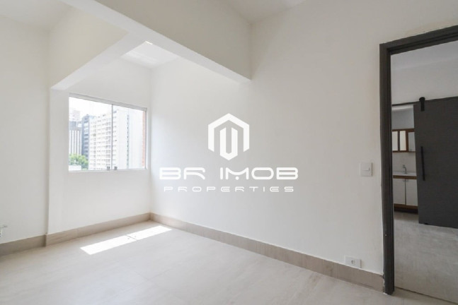 Imagem Imóvel com 2 Quartos à Venda, 75 m² em Itaim Bibi - São Paulo Imagem Imóvel com 2 Quartos à Venda, 75 m² em Itaim Bibi - São Paulo