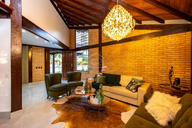 Imagem Casa com 3 Quartos à Venda, 515 m² em Park Way - Brasília