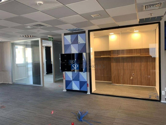 Sala Comercial à Venda ou Locação, 392 m² em Pinheiros - São Paulo