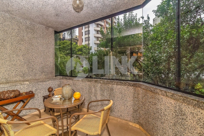 Imagem Apartamento com 3 Quartos à Venda, 295 m² em Bela Vista - Porto Alegre Imagem Apartamento com 3 Quartos à Venda, 295 m² em Bela Vista - Porto Alegre