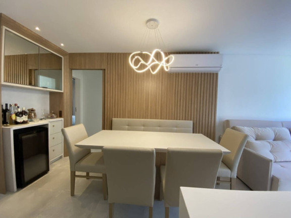 Imagem Apartamento com 2 Quartos à Venda, 73 m² em Centro - Navegantes