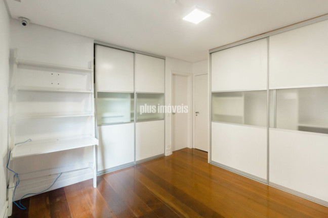 Imagem Apartamento com 4 Quartos à Venda, 205 m² em Vila Nova Conceição - São Paulo Imagem Apartamento com 4 Quartos à Venda, 205 m² em Vila Nova Conceição - São Paulo