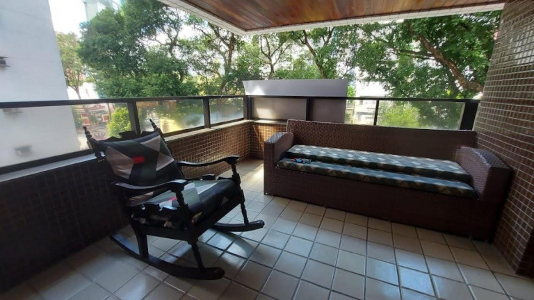 Imagem Imóvel com 4 Quartos à Venda, 198 m² em Espinheiro - Recife Imagem Imóvel com 4 Quartos à Venda, 198 m² em Espinheiro - Recife