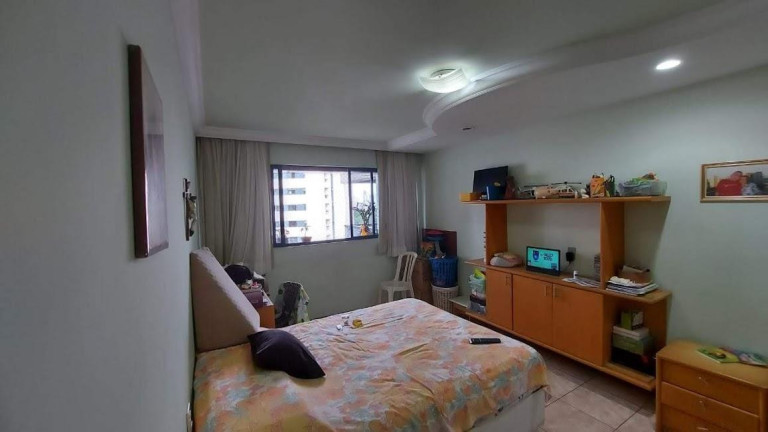 Imagem Imóvel com 4 Quartos à Venda, 240 m² em Parnamirim - Recife Imagem Imóvel com 4 Quartos à Venda, 240 m² em Parnamirim - Recife