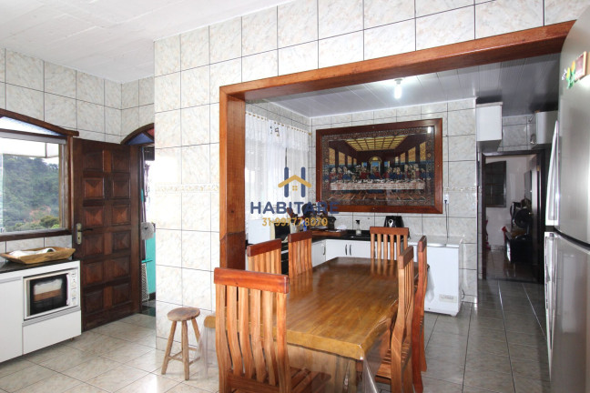 Imagem Casa com 4 Quartos à Venda, 385 m² em Centro - Ibirité Imagem Casa com 4 Quartos à Venda, 385 m² em Centro - Ibirité