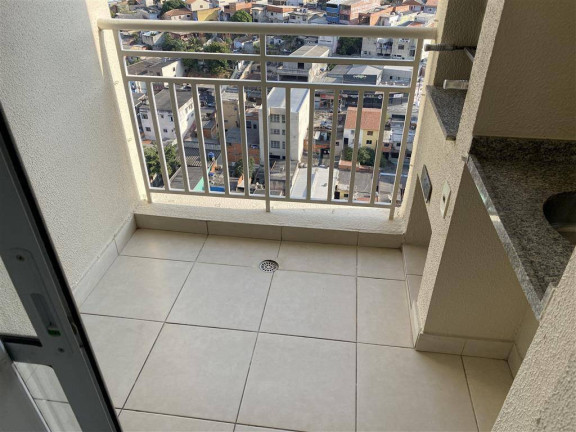 Imagem Apartamento com 3 Quartos para Alugar, 72 m² em Jardim Tupanci - Barueri