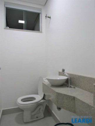 Imagem Sobrado com 9 Quartos à Venda, 250 m² em Centro - Santo André Imagem Sobrado com 9 Quartos à Venda, 250 m² em Centro - Santo André