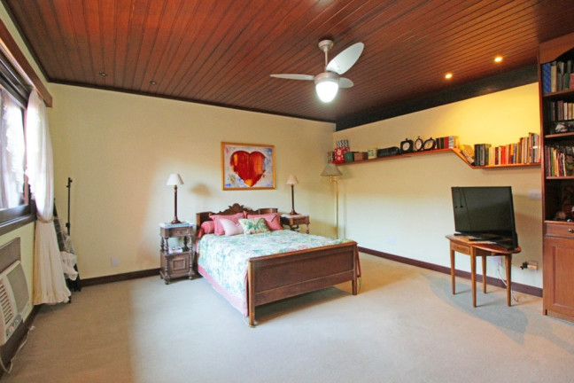 Imagem Casa de Condomínio com 4 Quartos à Venda, 450 m² em Santa Tereza - Porto Alegre Imagem Casa de Condomínio com 4 Quartos à Venda, 450 m² em Santa Tereza - Porto Alegre