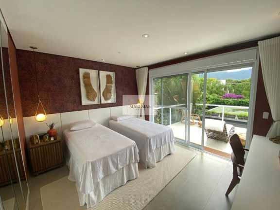 Imagem Casa com 5 Quartos à Venda, 440 m² em Maresias - São Sebastião Imagem Casa com 5 Quartos à Venda, 440 m² em Maresias - São Sebastião