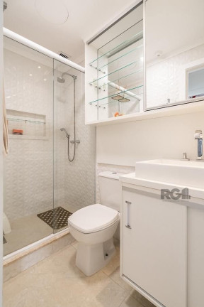 Imagem Cobertura com 3 Quartos à Venda, 231 m² em Petrópolis - Porto Alegre Imagem Cobertura com 3 Quartos à Venda, 231 m² em Petrópolis - Porto Alegre