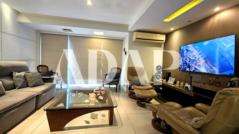 Imagem Casa com 3 Quartos à Venda, 140 m² em Vargem Pequena - Rio De Janeiro