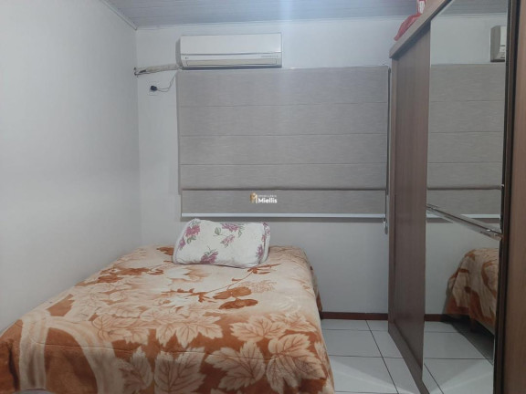 Imagem Casa com 2 Quartos à Venda, 60 m² em Parque Da Matriz - Cachoeirinha Imagem Casa com 2 Quartos à Venda, 60 m² em Parque Da Matriz - Cachoeirinha