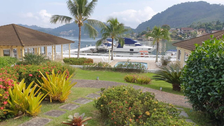 Imagem Casa com 4 Quartos à Venda, 280 m² em Praia Da Ribeira (cunhambebe) - Angra Dos Reis