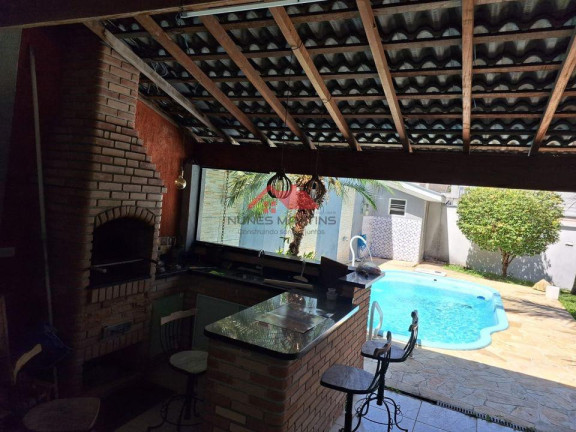 Imagem Sobrado com 3 Quartos à Venda, 250 m² em Loteamento Villa Branca - Jacareí
