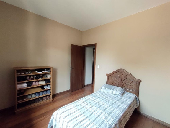 Imagem Casa com 5 Quartos à Venda, 220 m² em álvaro Camargos - Belo Horizonte